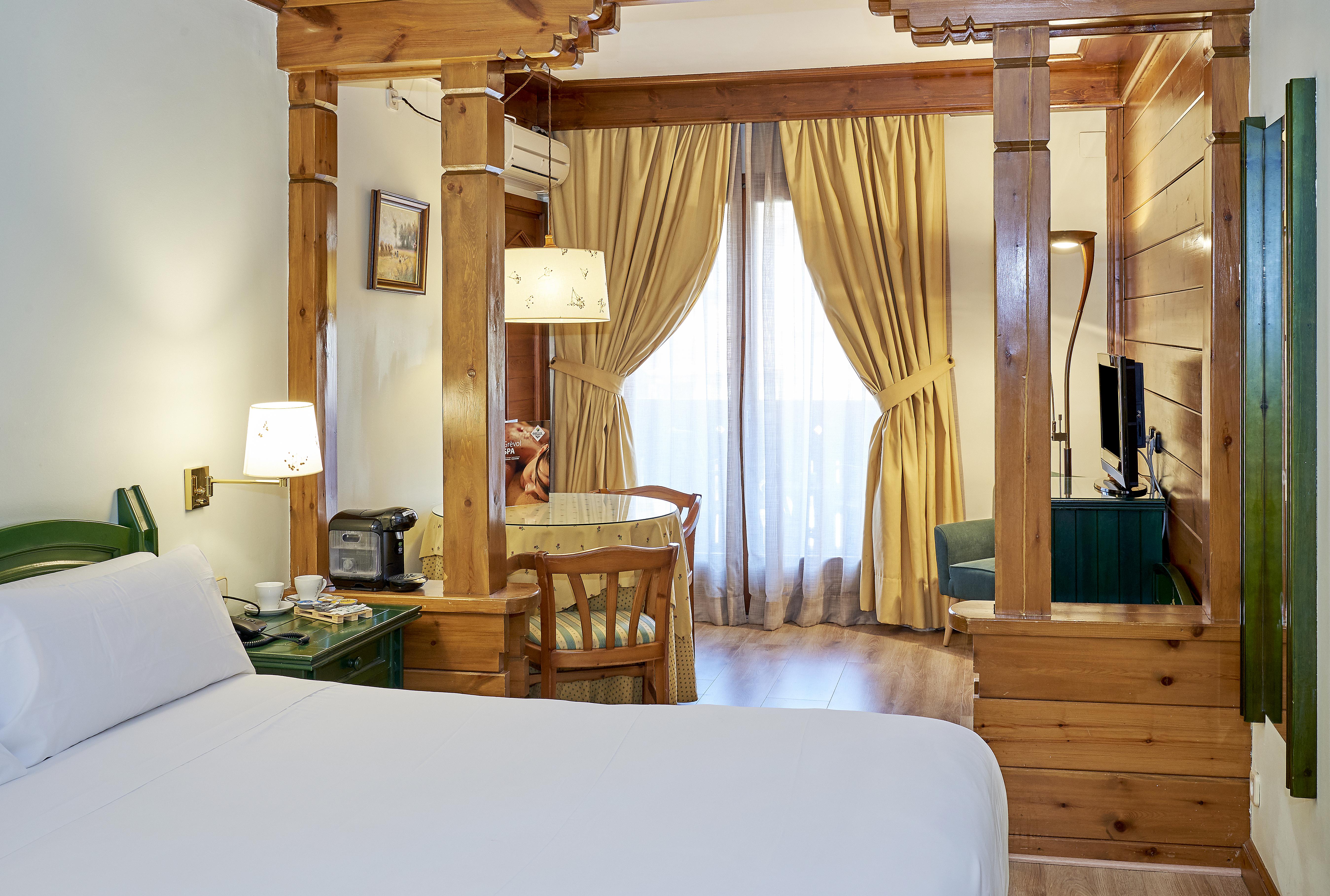 Hotel Grevol Spa كامبروذون المظهر الخارجي الصورة
