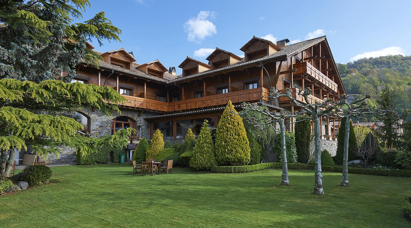 Hotel Grevol Spa كامبروذون المظهر الخارجي الصورة