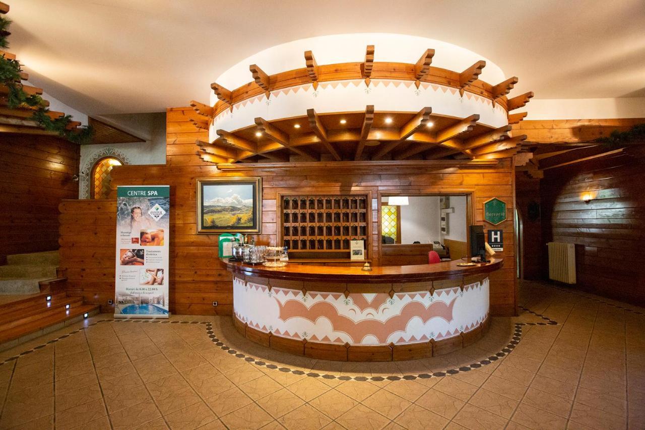 Hotel Grevol Spa كامبروذون المظهر الخارجي الصورة