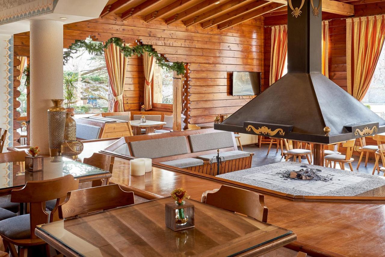 Hotel Grevol Spa كامبروذون المظهر الخارجي الصورة
