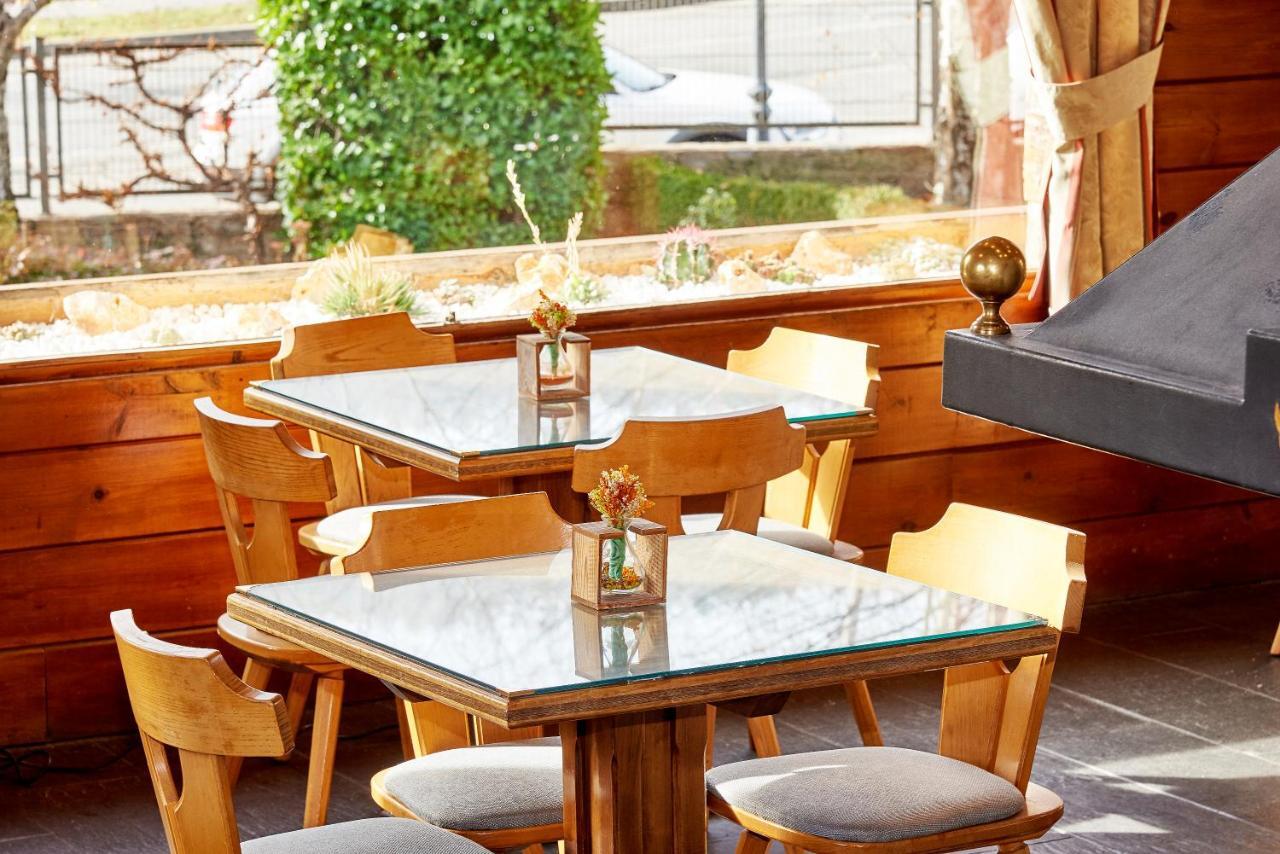 Hotel Grevol Spa كامبروذون المظهر الخارجي الصورة